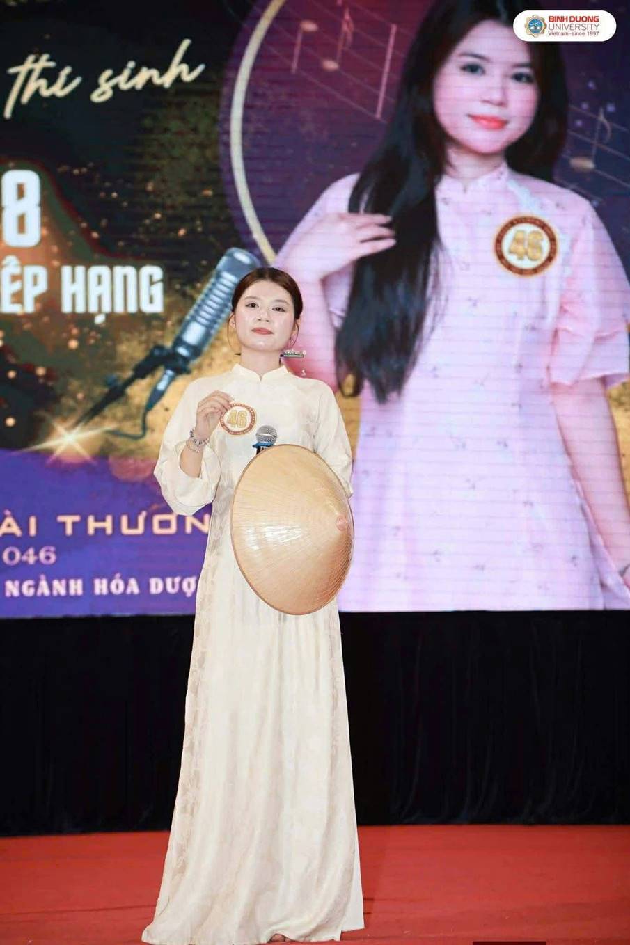 TẠ THỊ HOÀI THƯƠNG TỎA SÁNG TẠI CHUNG KẾT TIẾNG HÁT BDU 2025